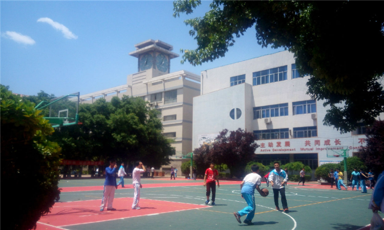 郑州市第四中学分校