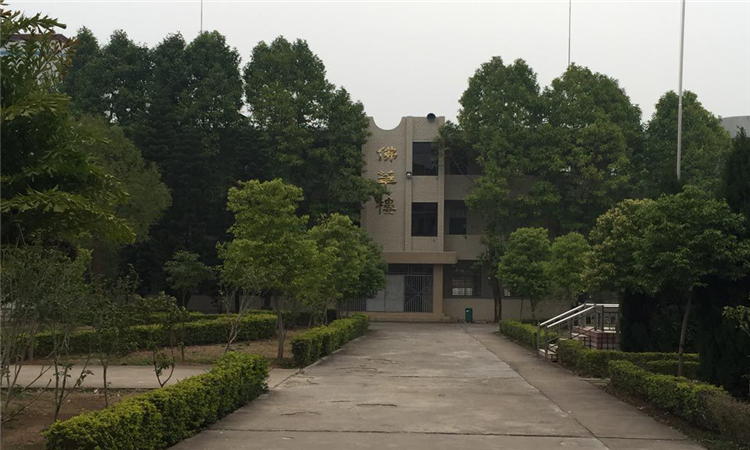 襄樊市致远中学 襄樊市致远中学