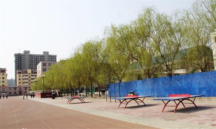 香河县第四中学